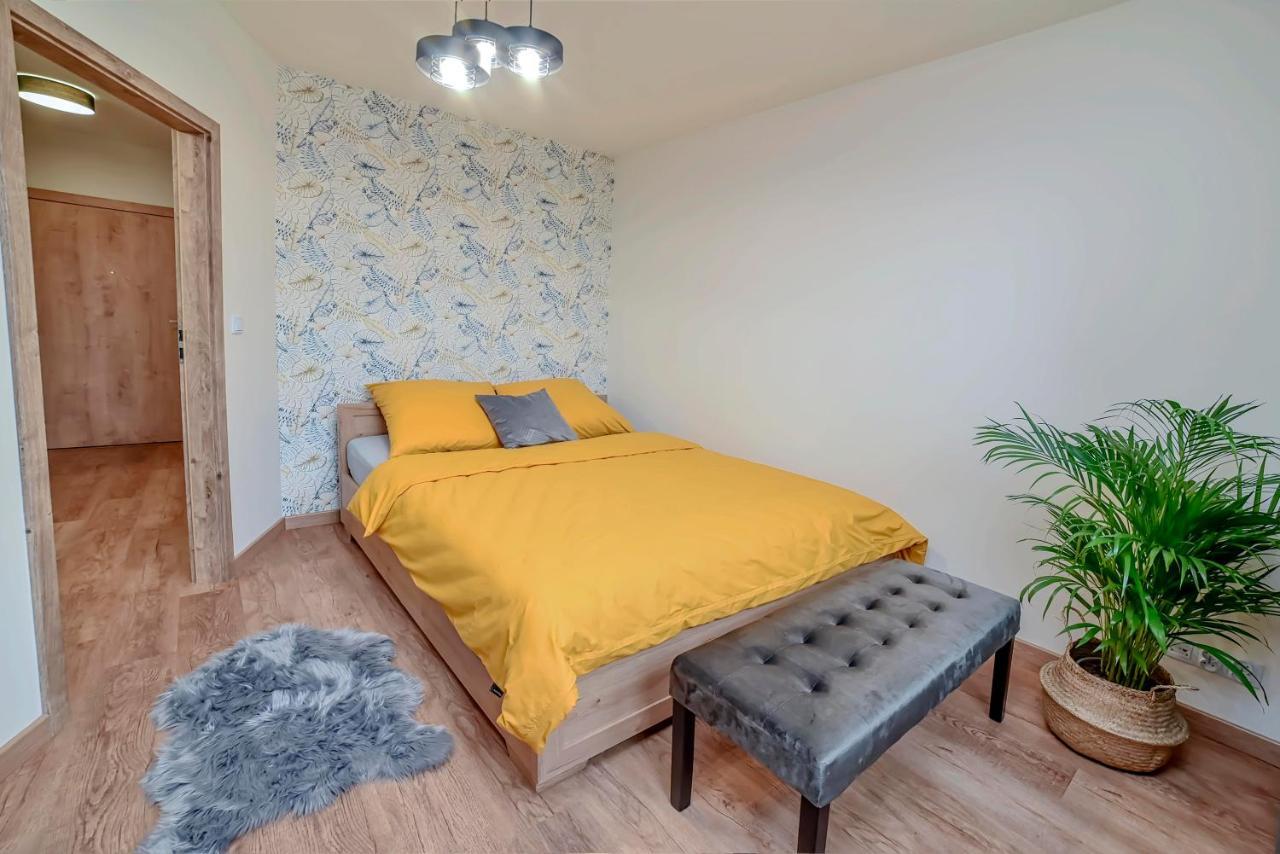 Apartament Na Zlotej Podkowie Leilighet Głogów Eksteriør bilde